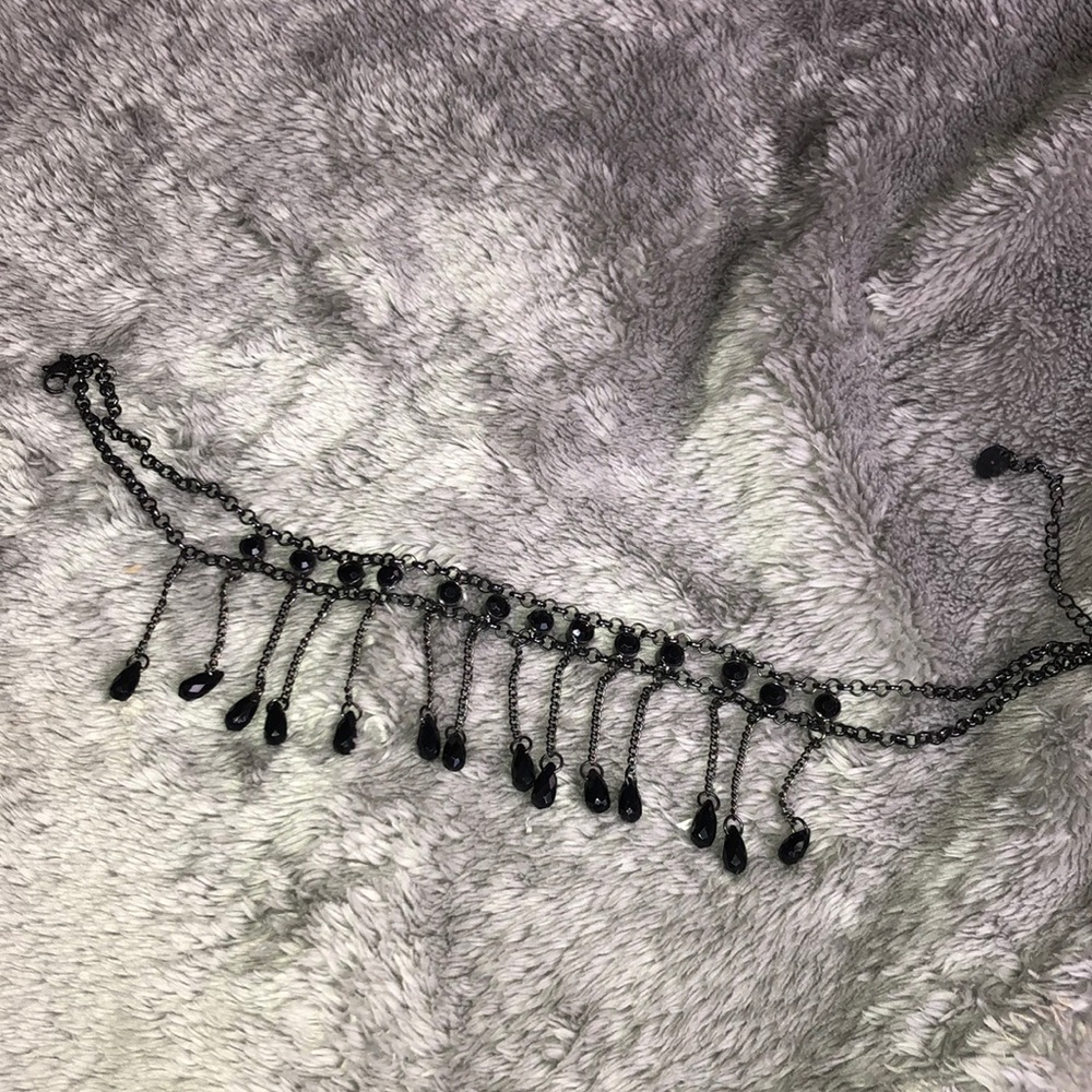 Black choker